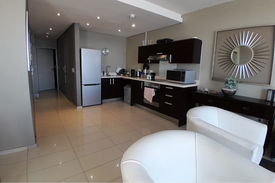 1 Bedroom Property for Sale in Bloubergstrand Western Cape